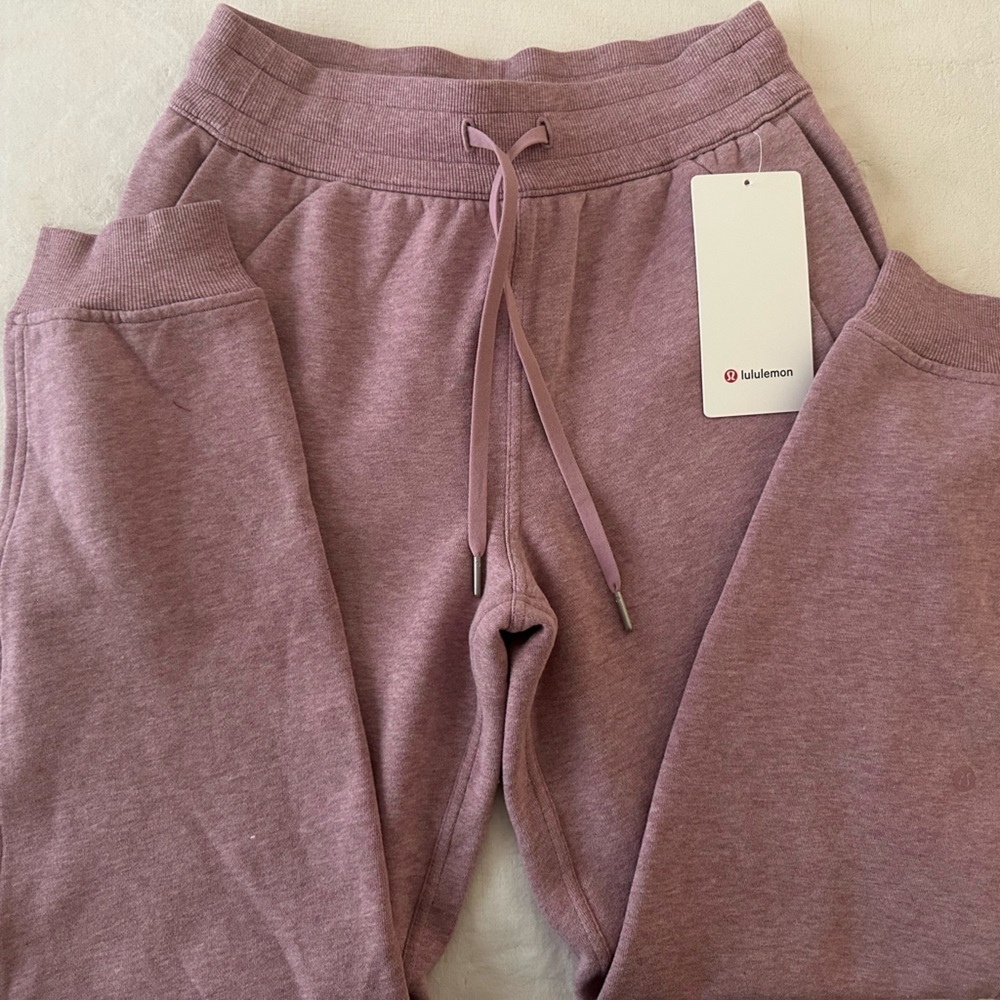 Lululemon NWT Scuba HR Jogger in HPKT